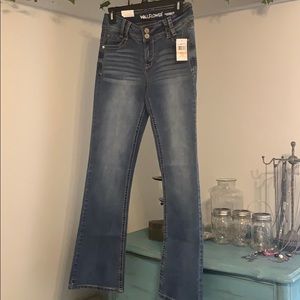 WallFlower Luscious Curvy Fit Jeans